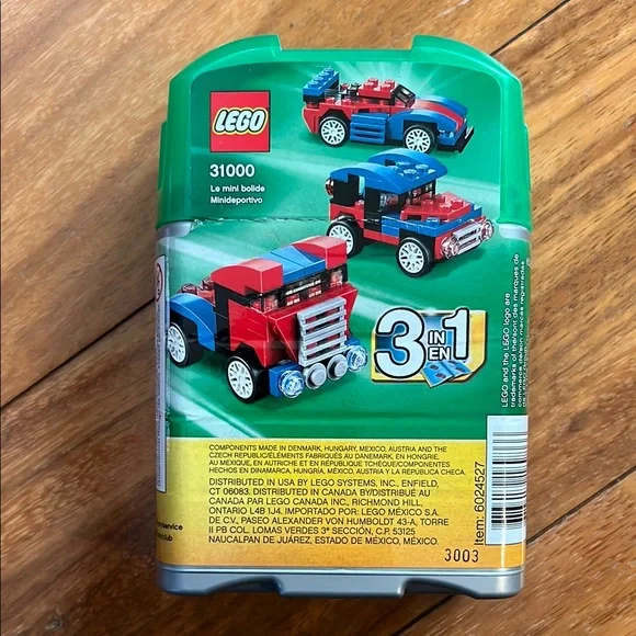 LEGO Creator 3-in-1 Mini Speeder - Red and Blue - Picture 2 of 3